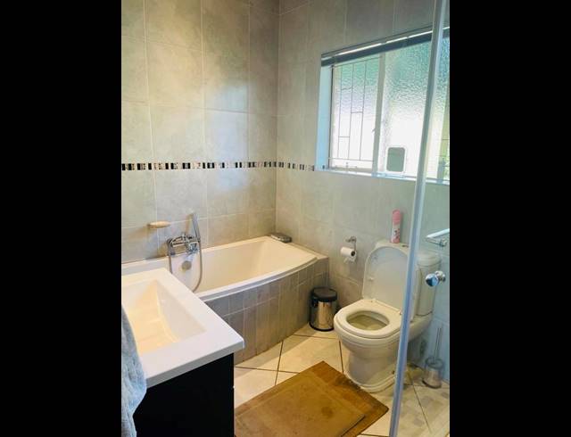 4 BEDROOM HOUSE FOR SALE IN ZWARTKOP